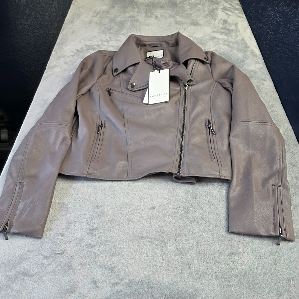 Women's Bagatelle Gray Faux Leather Blazer-NWT-Sz Sm